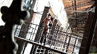 actiongirlssexstairs007.jpg