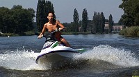 actiongirlscomwaterjetsskisspears002.jpg