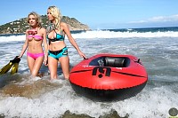 actiongirlsrecruitstindrakristyairtraft020.jpg