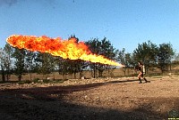 actiongirlsvzflamethrowerbabe097.jpg